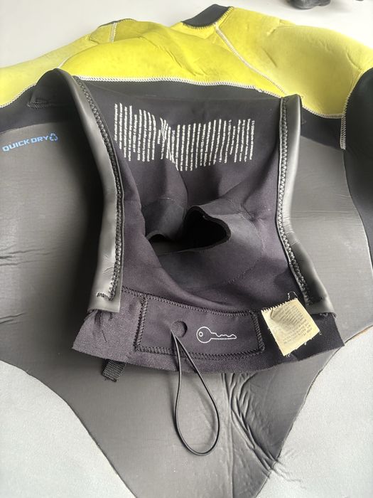 Fato de surf marca XCEL