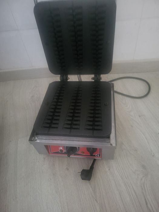 Maquina de waffles industrial