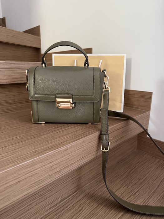 Сумка оливкова Michael Kors Jayne