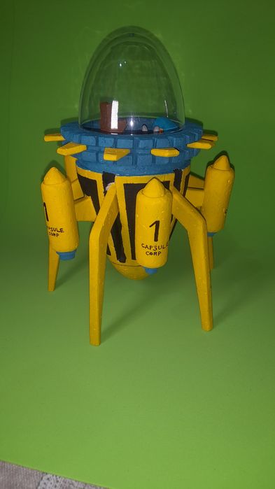 Nave do futuro Dragon ball Z