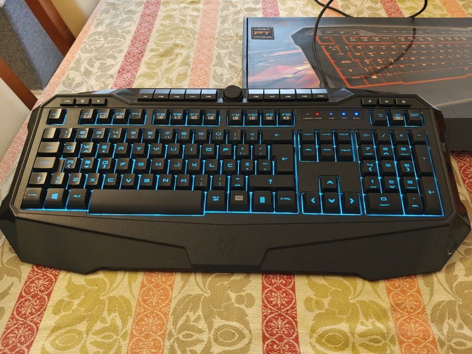 Teclado Gaming Krom Khalon (C/ Iluminação) – Como Novo