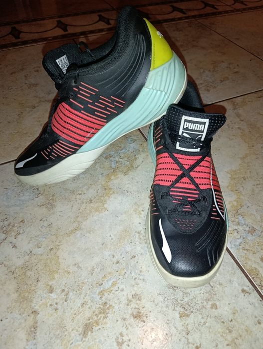Buty sportowe firmy PUMA 42 rozmiar