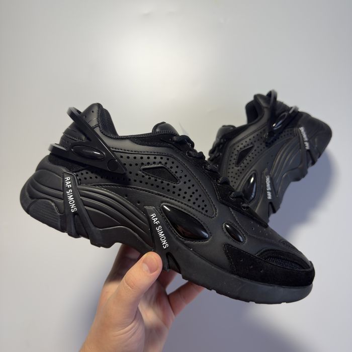 Raf Simons Cylon