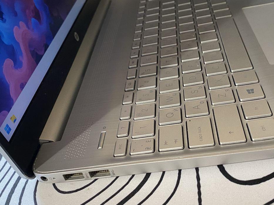 Ноутбук hp 15.6 fhd ips ryzen 5