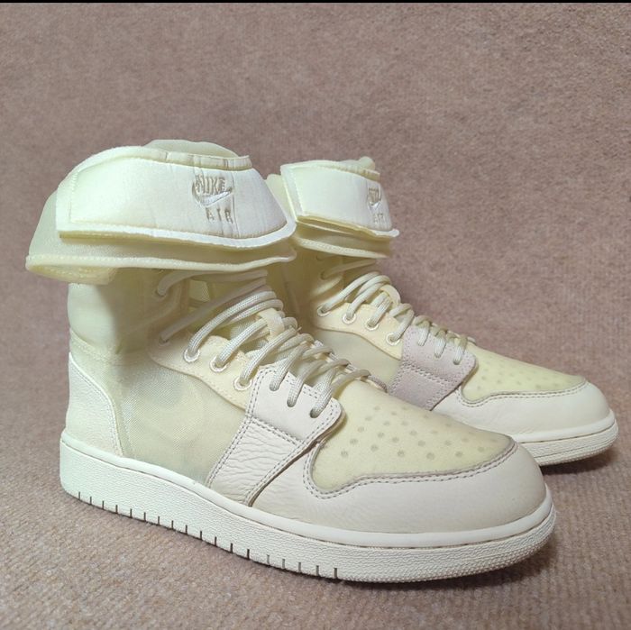 Nike Wmns Air Jordan 1 Explorer XX – Amarelo Fluorescente | 38.5