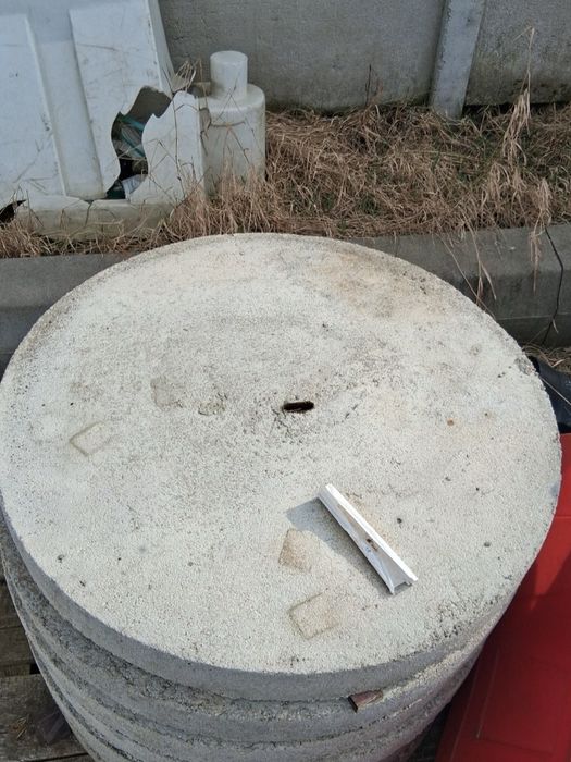 Pokrywa betonowa właz na studnie dekiel betonowy nowy 76 cm