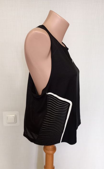 Майка Nike dri fit размер L.