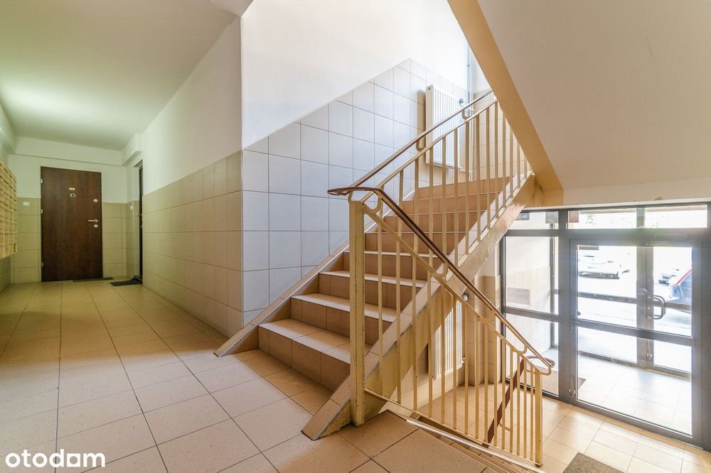 │ Zielony widok za oknem │ 3 pokoje │ Balkon │ Metro │ Bemowo │