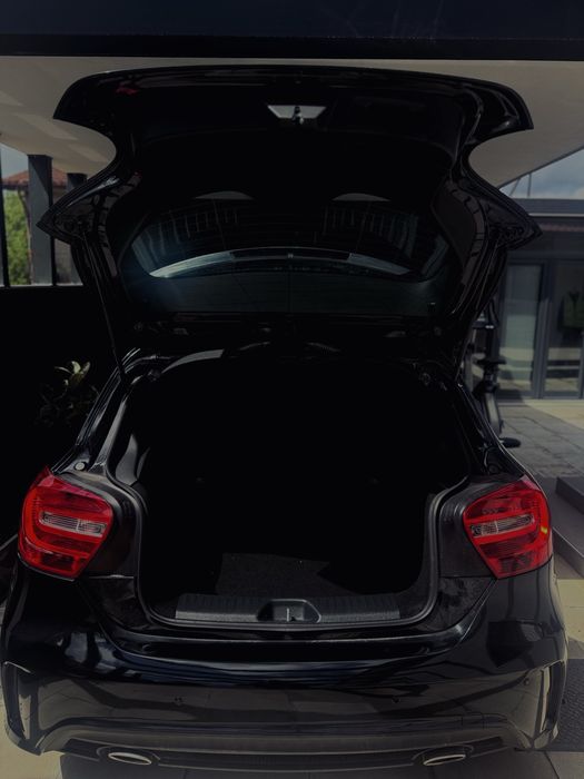 Mercedes-Benz A 180 AMG Line • 2013