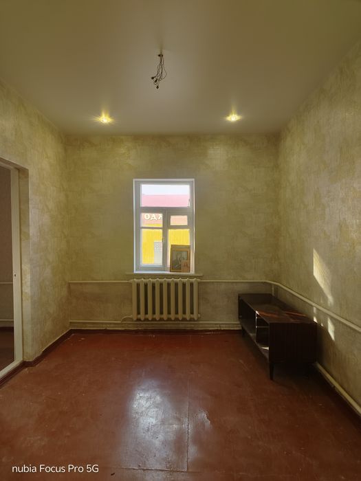 Продам квартиру у центрі міста Ромни