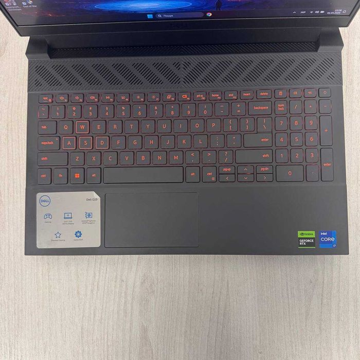 Dell G15 5530 165Hz i7-13650HX 16GB 512GB RTX 4060