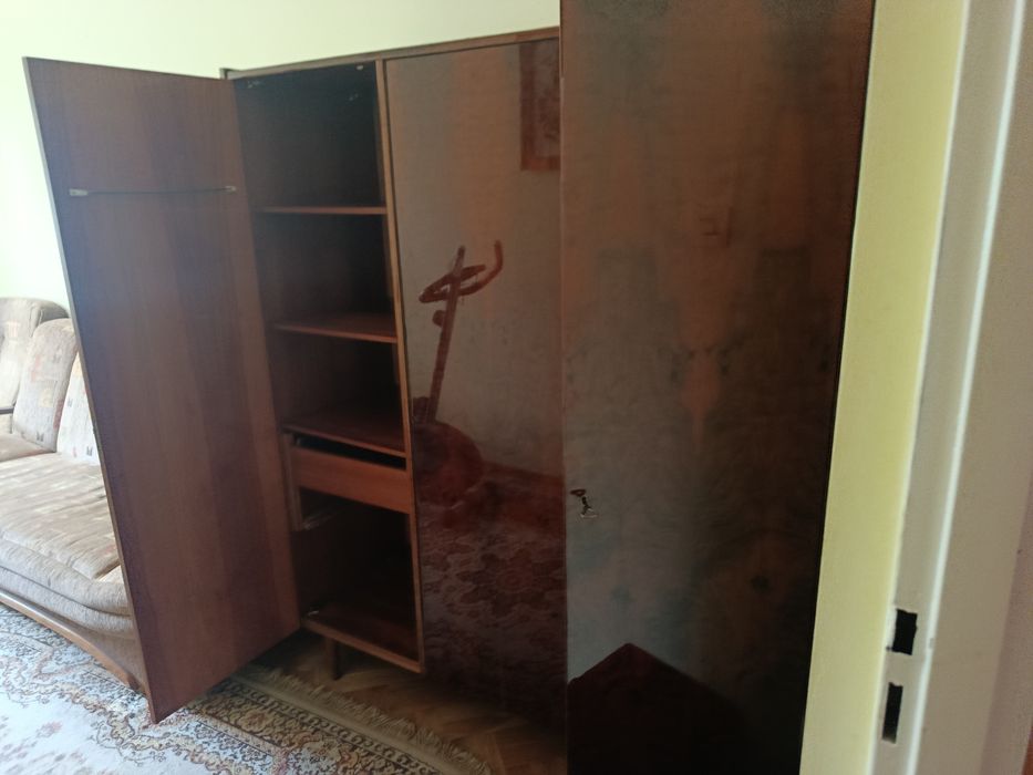 Szafa PRL w bardzo dobrym stanie
