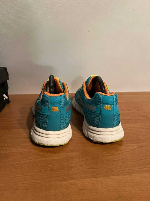 Кросівки Asics (40)
