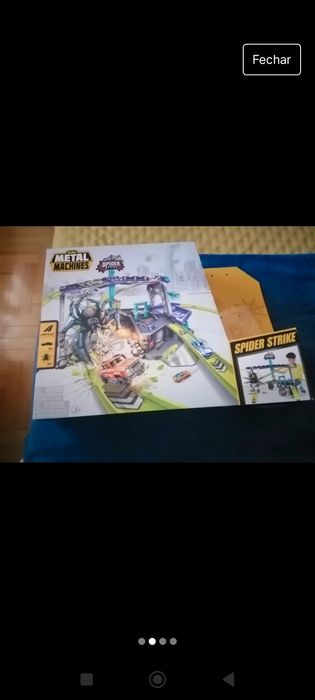 Pista metal machines com aranha