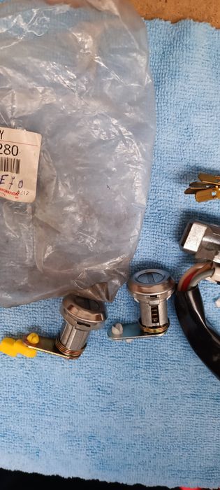 Canhões Toyota Corolla KE70 TE71