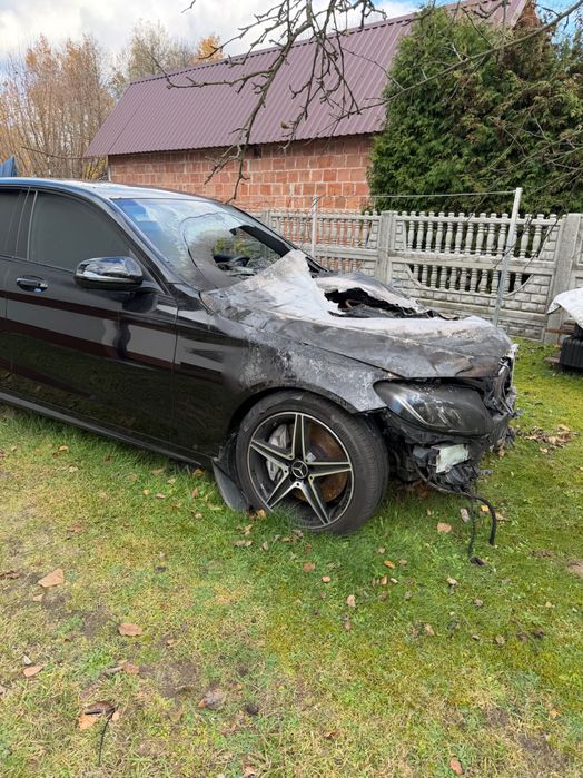 Mercedes Benz C43 AMG uszkodzony