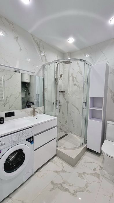 БЕЗ КОМІСІЇ. 1здача.2кімн.46м2.Інвертори на тепло,воду.В тихому центрі