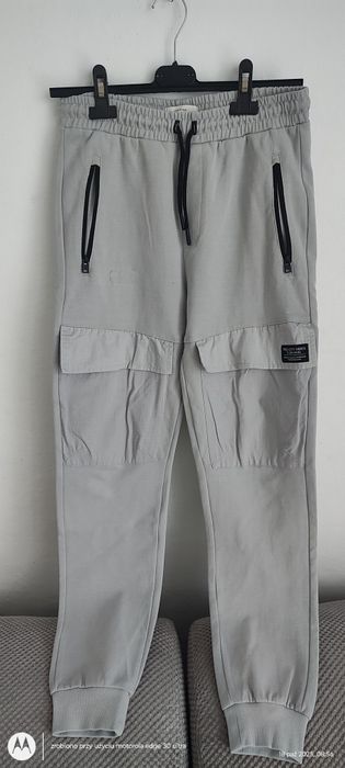 Spodnie rozmiar 164 Reserved chłopiec
