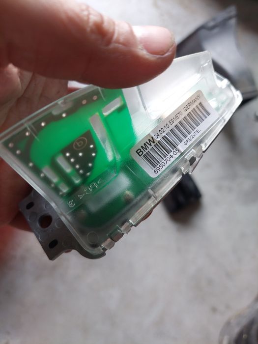 antena dachowa radiowa wzmacniacz płetwa dach bmw e90 e70 x5 nawigacja