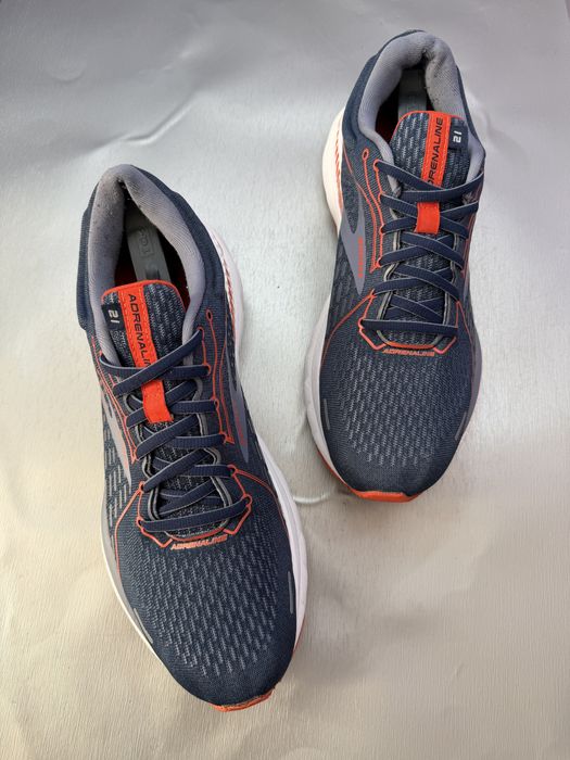 Кроссовки Brooks Adrenaline GTS 21