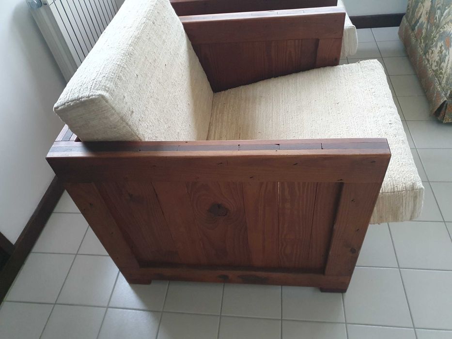 Dois cadeirões exclusivos, venda do conjunto.