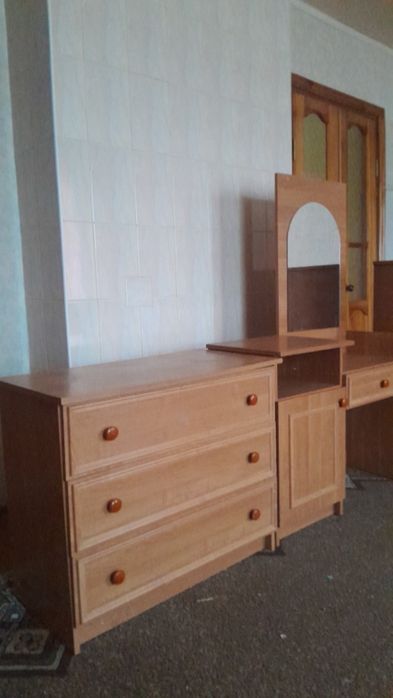 Продам меблі у відмінному стані, ціна одна за все