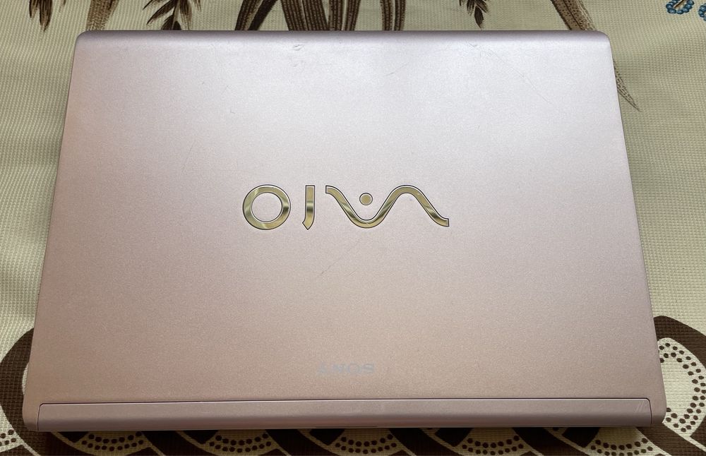 Ноутбук Sony Vaio  PCG - 5R6P на запчасти
