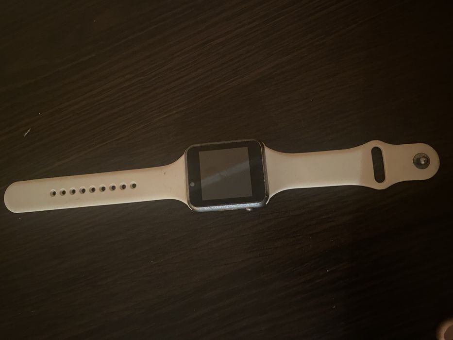 Наручные часы.