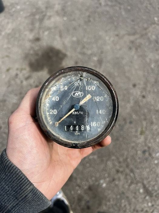 Продам фару на Иж 49