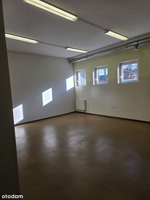 Lokal biurowo-usługowy, media + parking w cenie, świetna lokalizacja