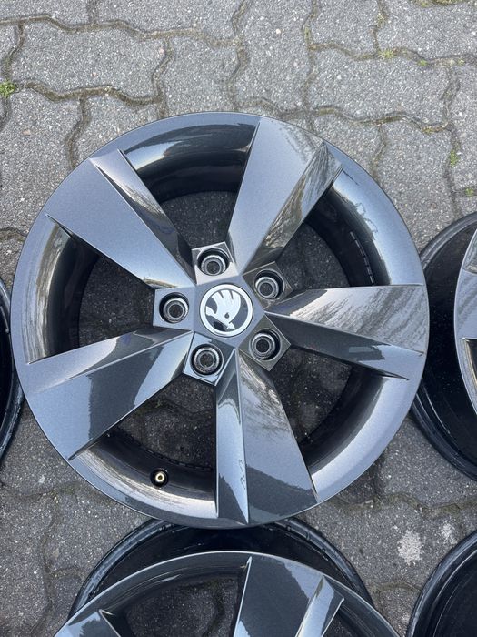 Диски як нові R16 16 5 112 Skoda Karoq Шкода Seat Ateca VW T-Roc Octavia Golf Октавія Superb суперб Yeti Єті гольф джета туран touran caddy