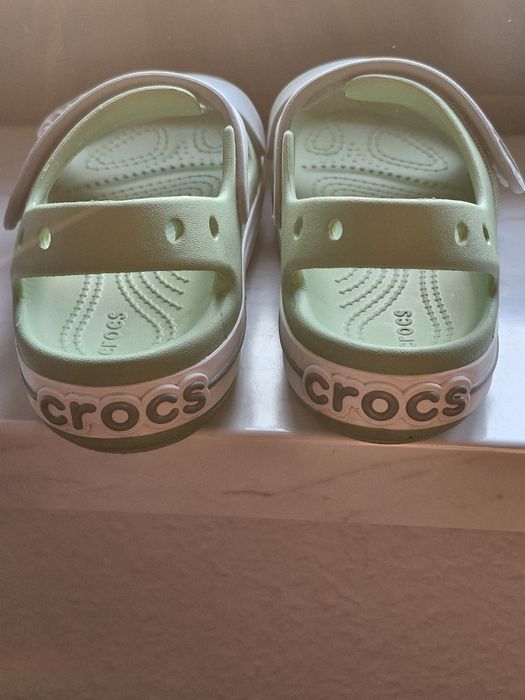 Продам сандалі Crocs р.30-31