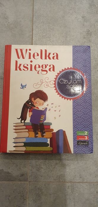 Wielka księga czytam sobie