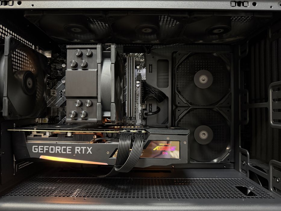 Ігровий total black pc rtx3070 Ryzen5500 16/32 gb ddr4 ssd m2