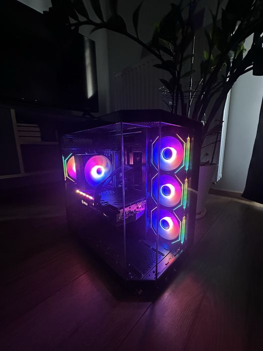 Komputer Gamingowy / Intel i5 12400 / RTX 3060 TI / 16GB RAM / 1500GB / ARGB / Warszawa / Akwarium