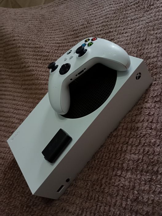 Xbox Series S na części