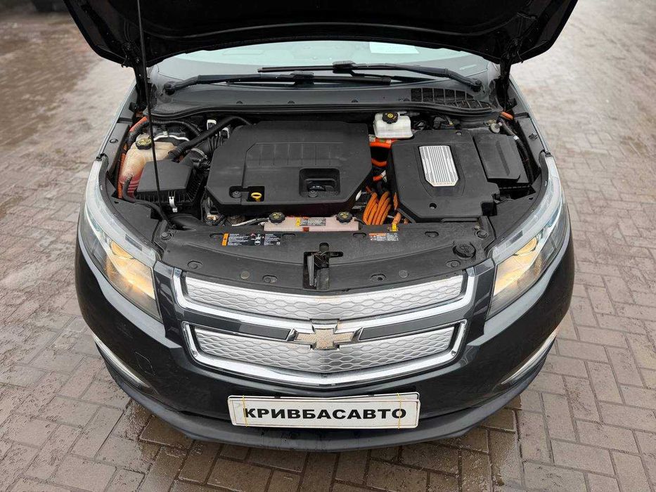 Chevrolet Volt 2014 плагін,гібрид