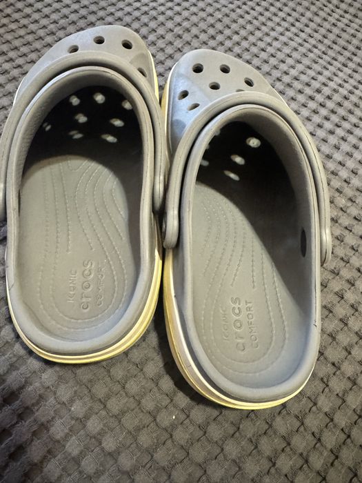 Продам Кроксы Crocs.