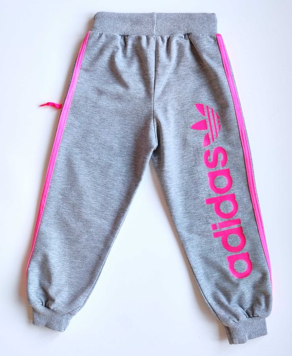 Dres Adidas dla dziewczynki 110-116