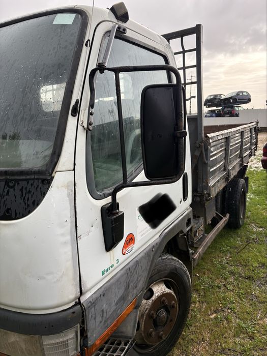 Mitsubishi canter fe 659 em chassi