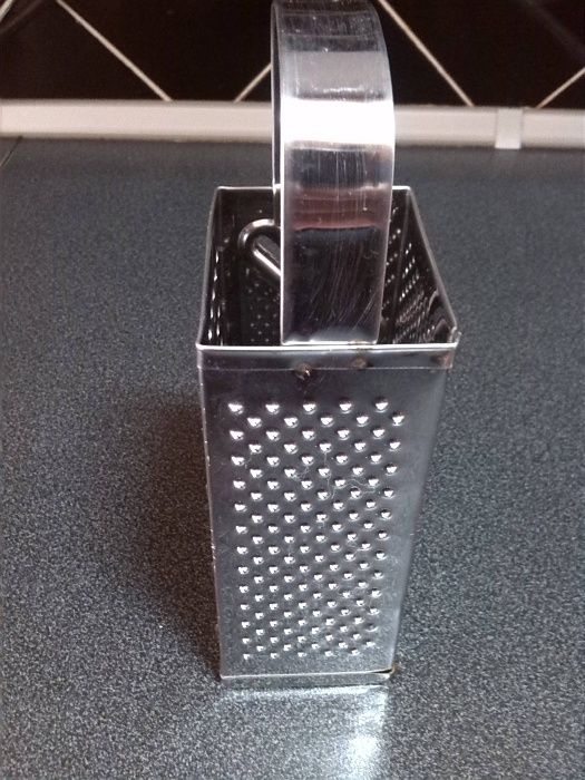 Ralador tradicional em metal