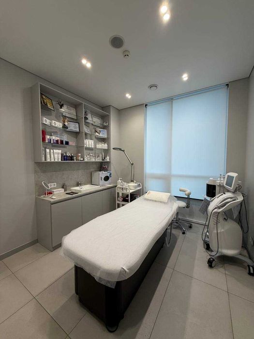 Продаж бізнесу . Косметологічна клініка