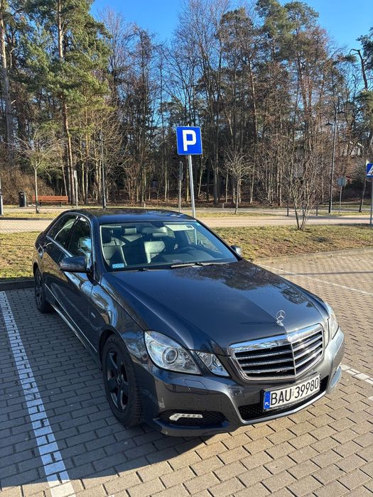 Mercedes-Benz Klasa E Mercedes-Benz Avantgarde