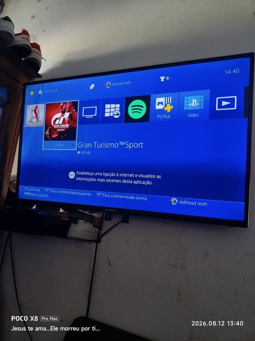Consola PlayStation 4 Slim 500GB com 2comandos originais+1jogo/Posso aceitar troca de telemóveis