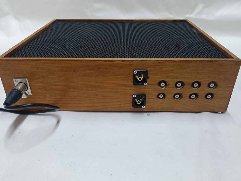 Pre-amplificador a valvulas caseiro