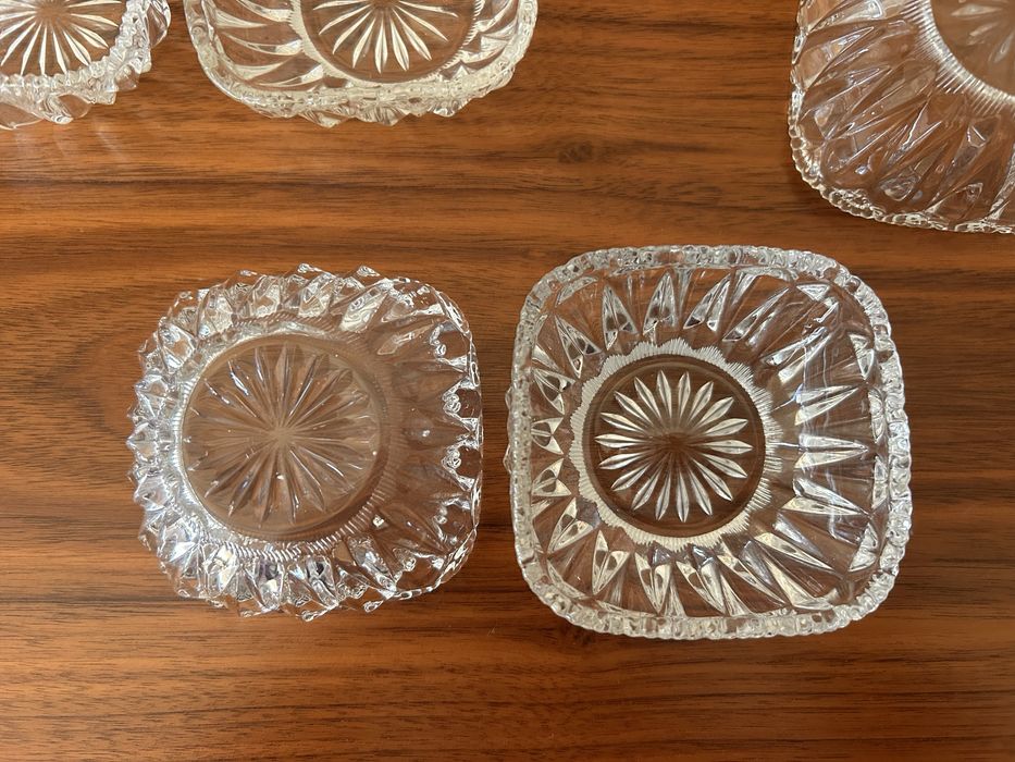 Taças pequenas (9) em vidro, anos 60