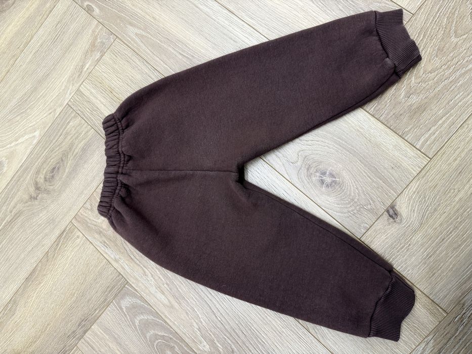 Spodnie dresowe w gumkę rozmiar 98