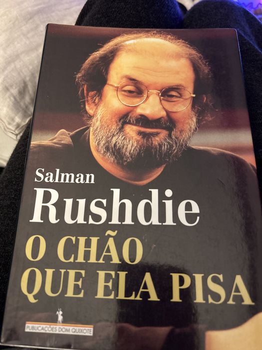O Chao que ela pisa de Salman Rushdie