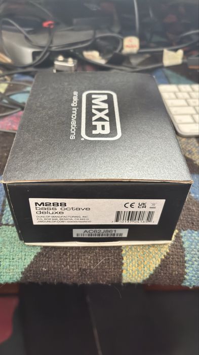 Bass Octave MXR Deluxe Pedal como Novo