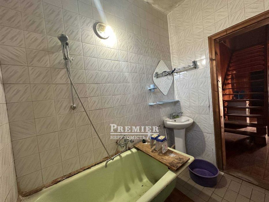 Дом 229 м2 Жилое Состояние, 25 соток Грибовка